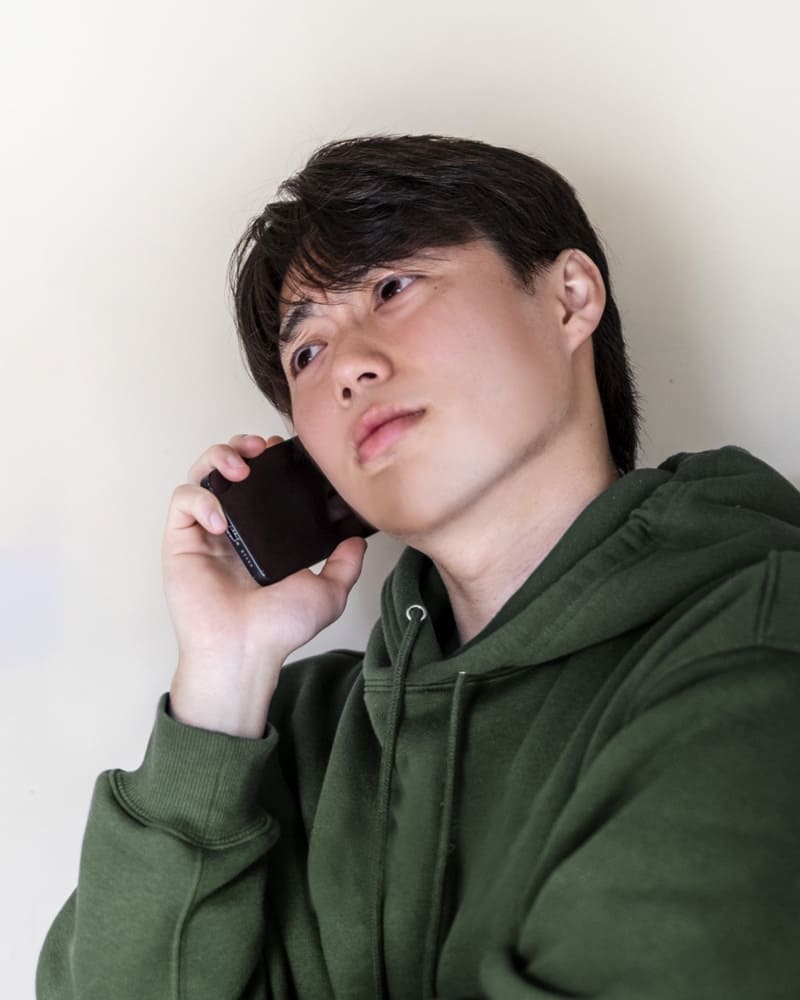 iPhone イヤースピーカー