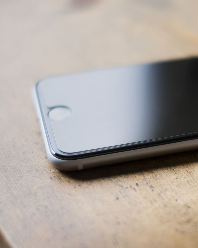 iPhone ホームボタン